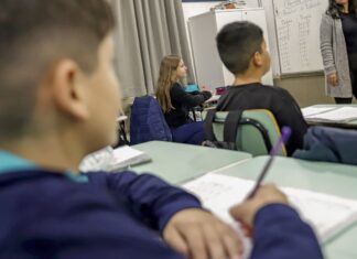 MEC estende até dia 17 o prazo para redes de ensino aderirem à PND MEC estende até dia 17 o prazo para redes de ensino aderirem à PND