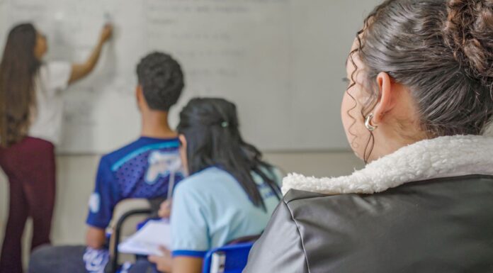 Nascidos em maio e junho recebem parcela do Pé-de-Meia, nesta quarta Nascidos em maio e junho recebem parcela do Pé-de-Meia, nesta quarta