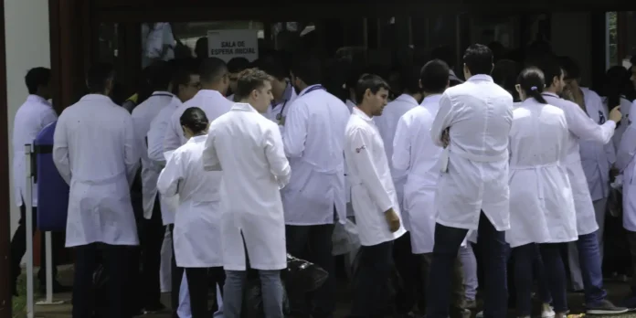 Enare: inscrição para residência médica com pré-requisito segue até 4ª Enare: inscrição para residência médica com pré-requisito segue até 4ª