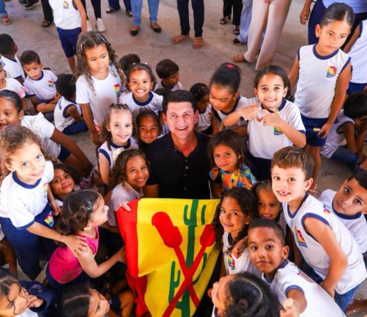 Simão Durando autoriza reforma que vai transformar creche do João de Deus em tempo integral Simão Durando autoriza reforma que vai transformar creche do João de Deus em tempo integral