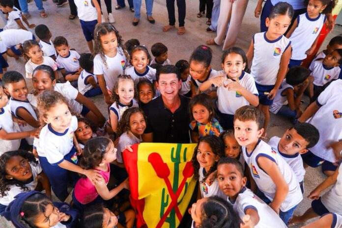 Simão Durando autoriza reforma que vai transformar creche do João Simão Durando autoriza reforma que vai transformar creche do João de Deus em tempo integral